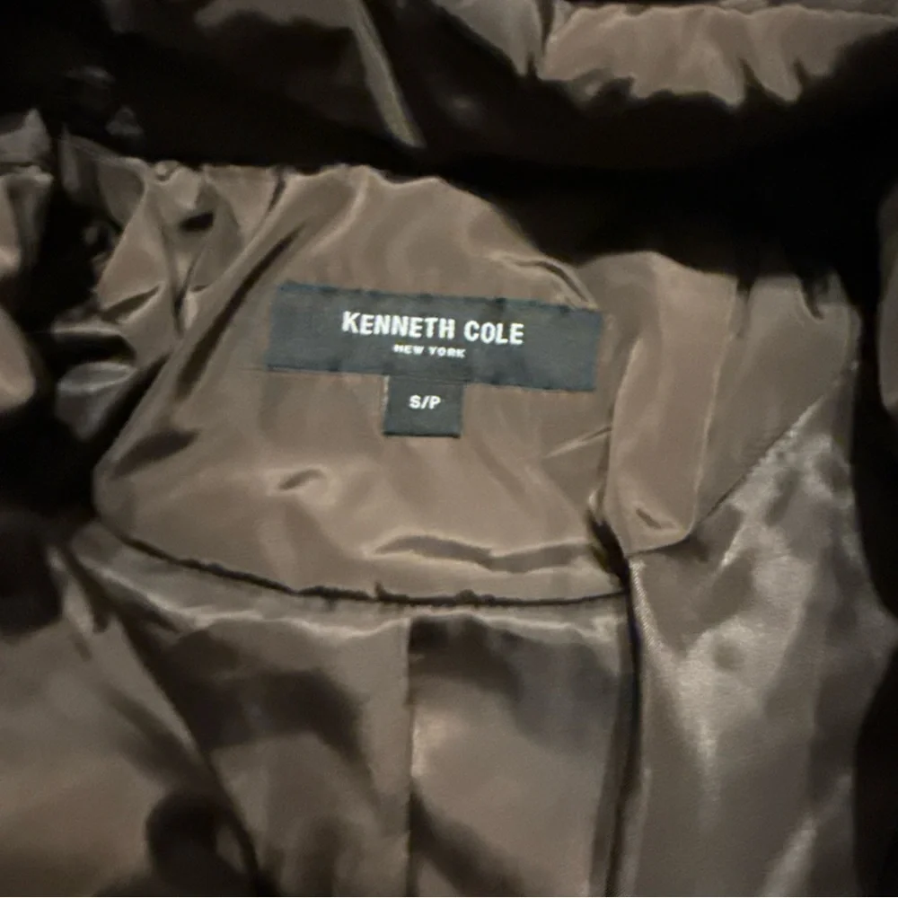 KENNETH COLE Belted Puffer Trench Coat Size Small